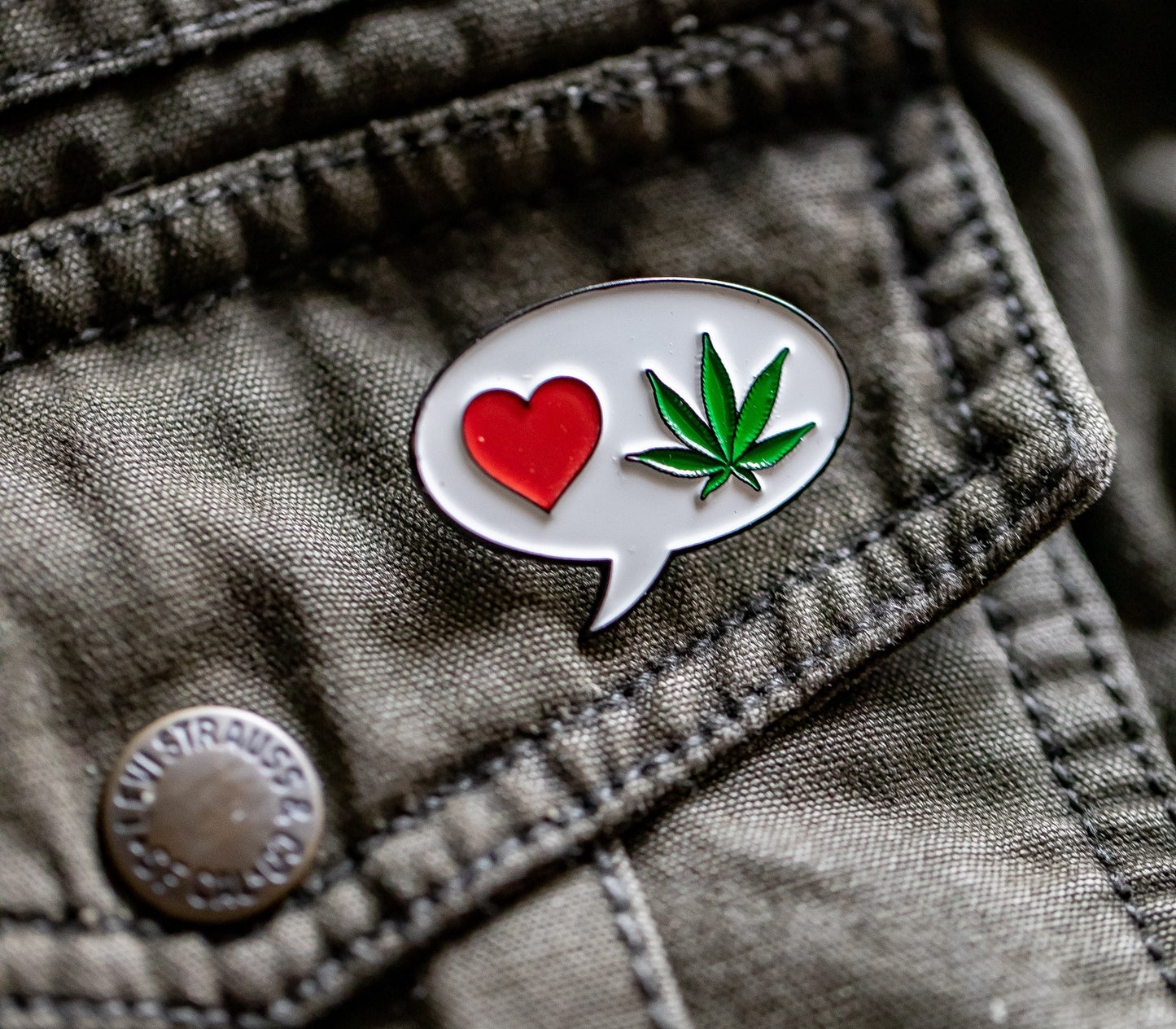 I Heart Pot Leaf Speech Bubble Lapel Pin 1.25" Inch